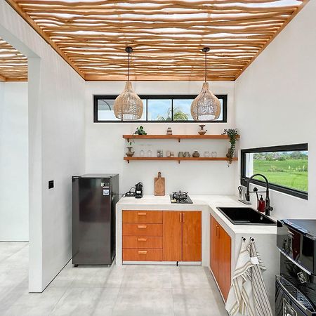 Botanique Villa & Studio تاناه لوت المظهر الخارجي الصورة